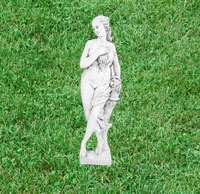 Девушка с винорадной гроздью - скульптура №158 бетонная