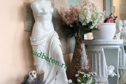 Бетонная скульптура Венера Милосская